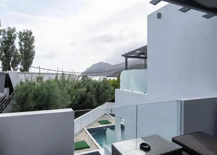 Skyros Blue Suites